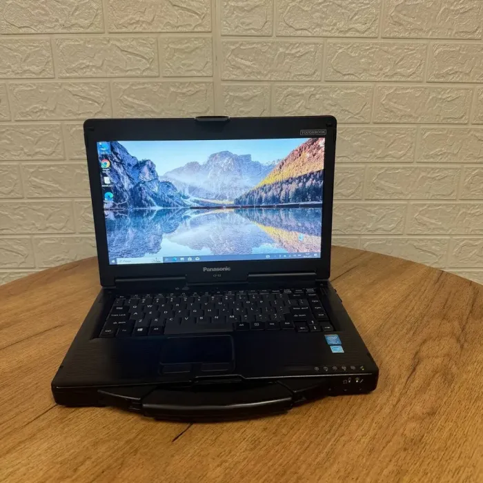 Захищений ноутбук Б-клас Panasonic Toughbook CF-53 / 14" (1366x768) TN / Intel Core i5-4300U (2 (4) ядра по 1.9 - 2.9 GHz) / 8 GB DDR3 / 256 GB SSD / Intel HD Graphics 4400 / DVD-ROM б/в - зображення 2