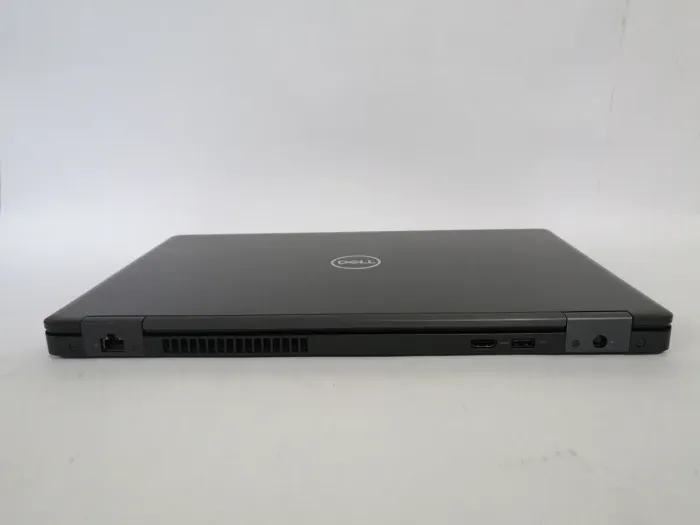 Робоча станція Dell Precision 3530 / 15.6" IPS / Core i5-8300H (4(8) ядра по 2.3-4 GHz) / 16GB DDR4 / 256GB SSD / Quadro P600, 4GB GDDR5, 128-bit / WebCam / HDMI б/в - зображення 9