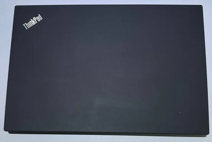 Ультрабук Lenovo ThinkPad T590 / 15.6" (1920x1080) IPS Touch / Intel Core i7-8665U (4 (8) ядра по 1.9 - 4.8 GHz) / 16 GB DDR4 / 256 GB SSD / Intel UHD Graphics / WebCam / Win 11 б/в - зображення 3