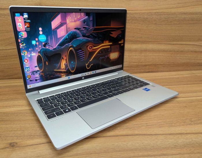 Ноутбук HP ProBook 450 G9 / 15.6" (1920x1080) IPS / Intel Core i5-1235U (10 (12) ядер по 3.3 - 4.4 GHz) / 16 GB DDR4 / 480 GB SSD / Intel Iris Xe Graphics / WebCam / TouchID / Windows 11 б/в - зображення 4