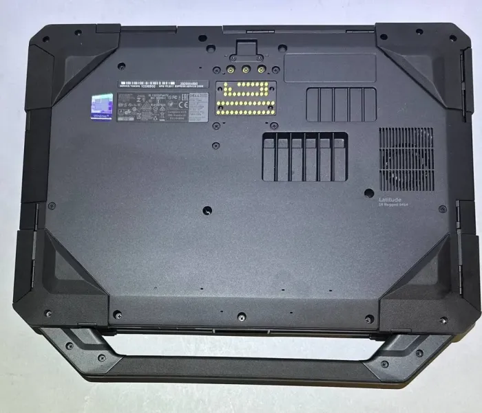 Захищений ноутбук Б-класу Dell Latitude 5414 Rugged / 14" (1366x768) TN / Intel Core i5-6300U (2 (4) ядра по 2,4 - 3,0 ГГц) / 8 ГБ DDR4 / 256 ГБ SSD / Intel HD Graphics 520 / WebCam / Win 11 Pro б/в - зображення 7
