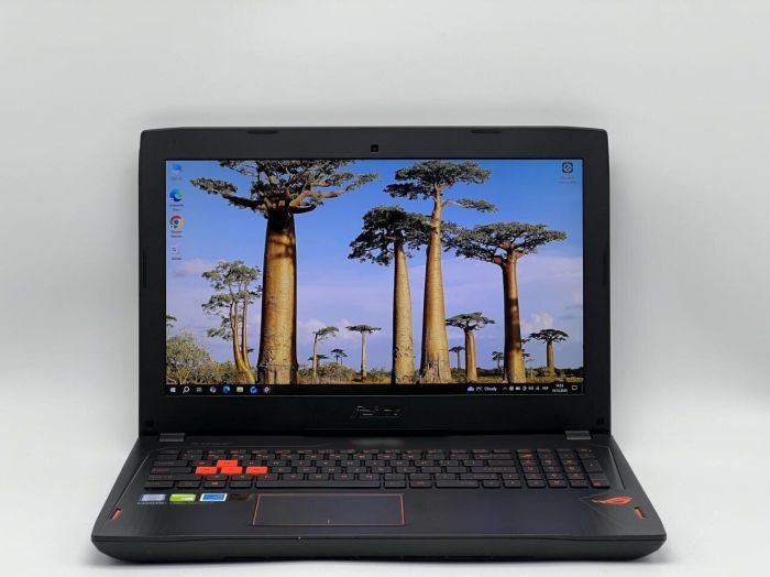 Ігровий ноутбук Б-класу Asus ROG Strix GL502VS-DB71 / 15.6" (1920x1080) IPS / Intel Core i7-6700HQ (4 (8) ядра по 2.6 - 3.5 GHz) / 16 GB DDR4 / 480 GB SSD / nVidia GeForce GTX 1070, 8 GB GDDR5, 256-bit / WebCam б/в - изображение 2