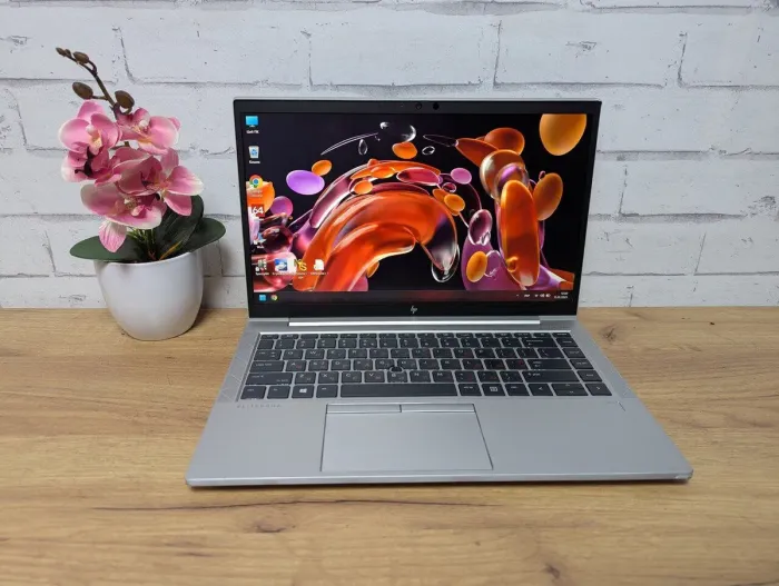 Ультрабук Б-клас HP EliteBook 845 G7 / 14" (1920x1080) TN Touch / AMD Ryzen 5 Pro 4650U (6 (12) ядер по 2.1 - 4.0 GHz) / 16 GB DDR4 / 256 GB SSD / AMD Radeon RX Vega 6 Graphics / WebCam / HDMI б/в - зображення 2