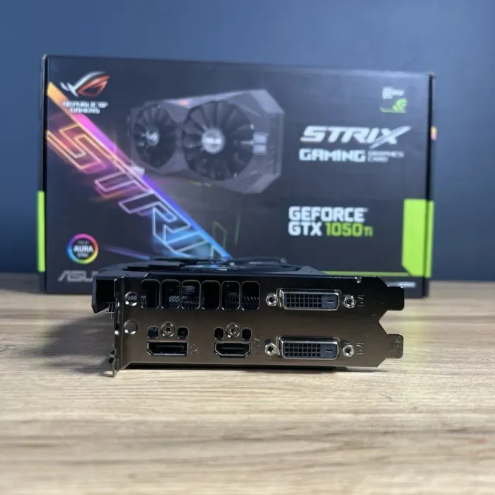Дискретна відеокарта nVidia GeForce GTX 1050 Ti, 4 GB GDDR5, 128-bit / 2x DVI, 1x HDMI, 1x DisplayPort б/в - зображення 3