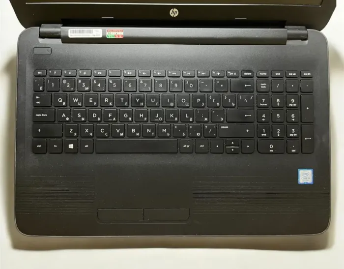 Ноутбук Б-клас HP 250 G5 / 15.6" (1366x768) TN / Intel Core i5-7200U (2 (4) ядра по 2.5 - 3.1 GHz) / 8 GB DDR4 / 500 GB HDD / Intel HD Graphics 620 / WebCam б/в - зображення 4