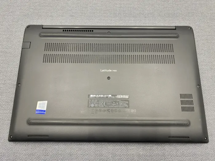 Ноутбук Dell Latitude 7490 / 14" (1920x1080) IPS / Intel Core i5-7300U (2 (4) ядра по 2.6 - 3.5 GHz) / 16 GB DDR4 / 256 GB SSD M.2 / Intel HD Graphics 620 / WebCam б/в - зображення 7