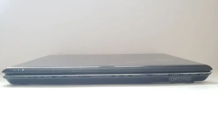 Ноутбук Б-клас HP Pavilion dv6-1120er / 15.6" (1366x768) TN / AMD Turion X2 RM-75 (2 ядра по 2.2 GHz) / 4 GB DDR2 / 180 GB SSD / AMD Radeon HD 4530, 512 MB GDDR3, 64-bit / WebCam / DVD-ROM / АКБ не держит б/в - зображення 6