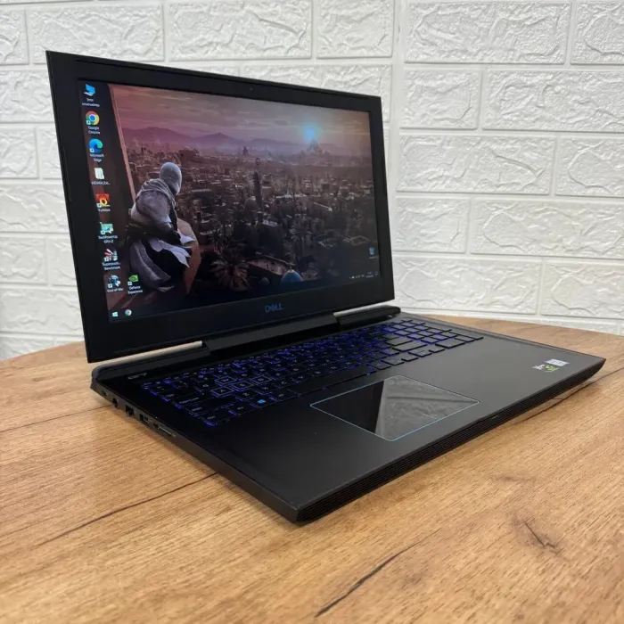 Ігровий ноутбук Б-клас Dell G7 15 7588 / 15.6" (1920x1080) IPS / Intel Core i7-8750H (6 (12) ядер по 2.2 - 4.1 GHz) / 8 GB DDR4 / 256 GB SSD / nVidia GeForce GTX 1060 Max-Q, 6 GB GDDR5, 192-bit / WebCam б/в - зображення 4