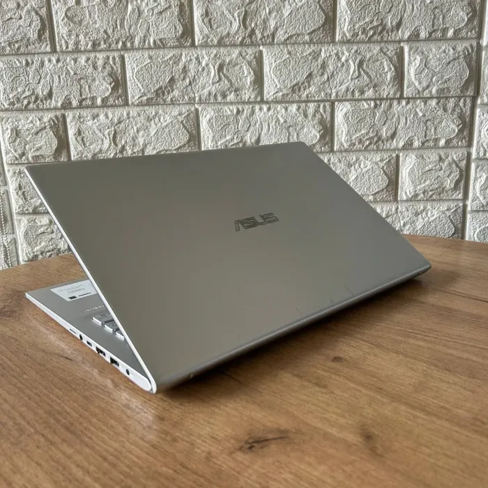 Ультрабук Б-клас Asus VivoBook F512J / 15.6" (1920x1080) IPS / Intel Core i3-1005G1 (2 (4) ядра по 1.2 - 3.4 GHz) / 4 GB DDR4 / 128 GB SSD / Intel UHD Graphics / WebCam б/в - зображення 6