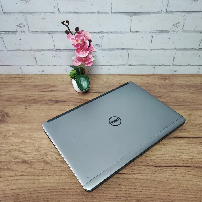 Ноутбук Dell Latitude E7440 / 14" (1366x768) TN / Intel Core i5-4310U (2 (4) ядра по 2.0 - 3.0 GHz) / 8 GB DDR3 / 128 GB SSD / Intel HD Graphics 4400 / WebCam / HDMI б/в - зображення 7