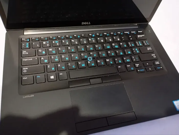 Ультрабук Б-клас Dell Latitude 7480 / 14" (1920x1080) TN / Intel Core i5-7300U (2 (4) ядра по 2.6 - 3.5 GHz) / 8 GB DDR4 / 120 GB SSD / Intel HD Graphics 620 / WebCam / Без АКБ б/в - зображення 7