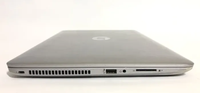 Ноутбук Б-клас HP ProBook 440 G4 / 14" (1600x900) TN / Intel Core i3-7100U (2 (4) ядра по 2.4 GHz) / 8 GB DDR4 / 128 GB SSD / Intel HD Graphics 620 / WebCam / Win 10 Pro б/в - зображення 4