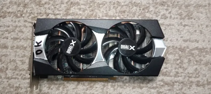 Дискретна відеокарта AMD Radeon R9 270X, 4 GB GDDR5, 256-bit / 1x HDMI, 1x DisplayPort, 2x DVI б/в - зображення 2