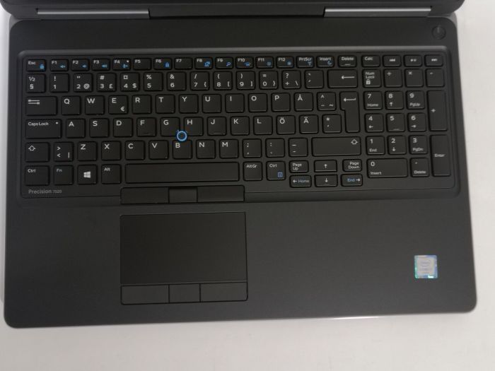 Робоча станція Dell Precision 7520 / 15.6" TN / Core i7-6820HQ (4(8) ядра по 2.7-3.6 GHz) / 16GB DDR4 / 256GB SSD / Quadro M2200, 4GB GDDR5, 128-bit / WebCam б/в - зображення 3
