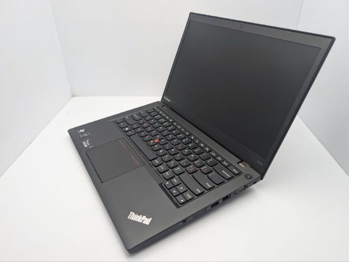 Ноутбук Lenovo ThinkPad T440s / 14" (1600x900) TN / Intel Core i5-4300U (2 (4) ядра по 1.9 - 2.9 GHz) / 8 GB DDR3 / 256 GB SSD / Intel HD Graphics 4400 / WebCam б/в - зображення 6