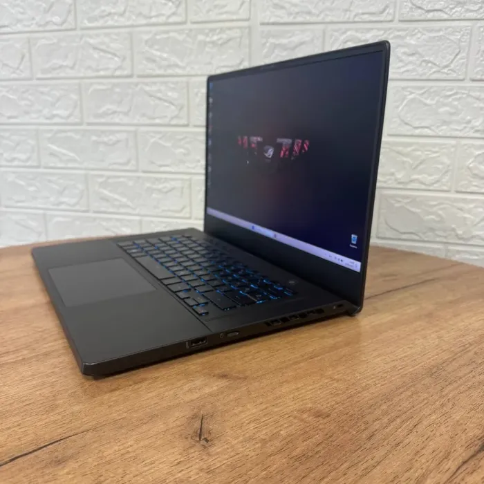 Ігровий ноутбук Б-клас Asus ROG Zephyrus GA503RM / 15.6" (2560x1440) IPS / AMD Ryzen 7 6800HS (8 (16) ядер по 3.2 - 4.7 GHz) / 16 GB DDR5 / 1000 GB SSD / nVidia GeForce RTX 3070 Ti, 8 GB GDDR6, 256-bit / WebCam б/в - зображення 5