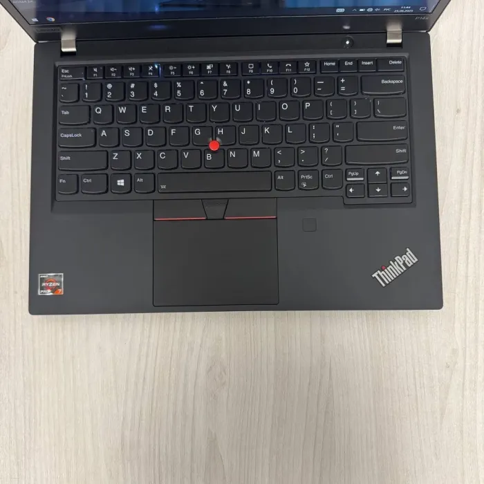 Ультрабук Lenovo ThinkPad P14s Gen 1 / 14" (1920x1080) IPS / AMD Ryzen 7 4750U (8 (16) ядер по 1.7 - 4.1 GHz) / 16 GB DDR4 / 512 GB SSD NVMe / AMD Radeon RX Vega 8 Graphics / WebCam б/в - зображення 7
