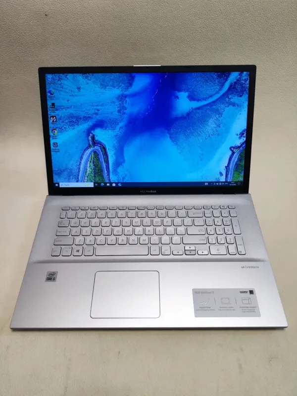 Ноутбук Asus Vivobook 17 X712JA / 17.3" (1600x900) TN / Intel Core i5-1035G1 (4 (8) ядра по 1.0 - 3.6 GHz) / 12 GB DDR4 / 256 GB SSD / Intel UHD Graphics / WebCam б/в - зображення 2