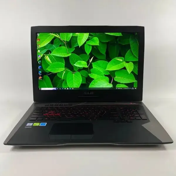 Ігровий ноутбук Asus ROG G752VS / 17.3" (1920x1080) IPS / Intel Core i7-6820HK (4 (8) ядра по 2.7 - 3.6 GHz) / 16 GB DDR4 / 512 GB SSD / nVidia GeForce GTX 1070, 8 GB GDDR5, 256-bit / HDMI / WebCam б/в - зображення 2
