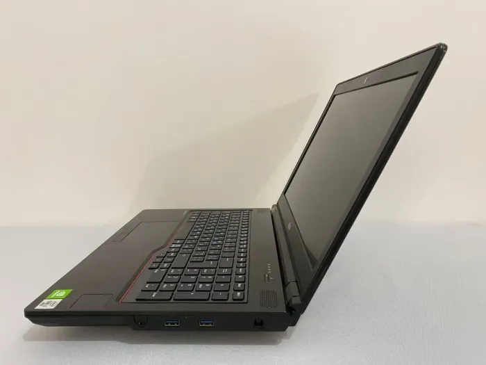 Мобільна робоча станція Fujitsu Celsius H7510 / 15.6" (1920x1080) IPS / Intel Core i7-10850H (6 (12) ядер по 2.7 - 5.1 GHz) / 32 GB DDR4 / 512 GB SSD / nVidia Quadro T1000, 4 GB GDDR6, 128-bit / WebCam / HDMI б/в - зображення 6