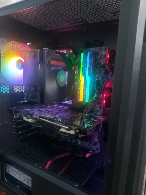 Ігровий ПК 1stPlayer X5 Firebase Tower / AMD Ryzen 5 3600 (6 (12) ядер по 3.6 - 4.2 GHz) / 16 GB DDR4 / 128 GB SSD M.2 + 512 GB SSD / AMD Radeon RX 580, 8 GB GDDR5, 256-bit / 500W б/в - зображення 7