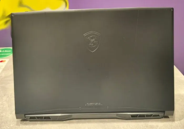 Ігровий ноутбук MSI Katana 17 B12VFK-614NEU / 17.3" (1920x1080) IPS / Intel Core i5-12450H (8 (12) ядер по 3.3 - 4.3 GHz) / 16 GB DDR5 / 512 GB SSD / nVidia GeForce RTX 4060, 8 GB GDDR6, 128-bit / WebCam б/в - зображення 5