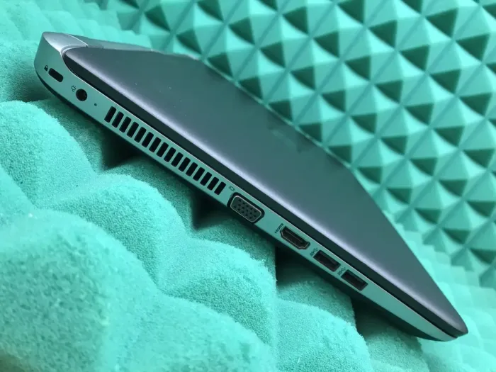 Ноутбук Б-клас HP ProBook 450 G3 / 15.6" (1920x1080) TN / Intel Core i5-6200U (2 (4) ядра по 2.3 - 2.8 GHz) / 8 GB DDR4 / 240 GB SSD / Intel HD Graphics 520 / WebCam / DVD-RW / HDMI б/в - зображення 7