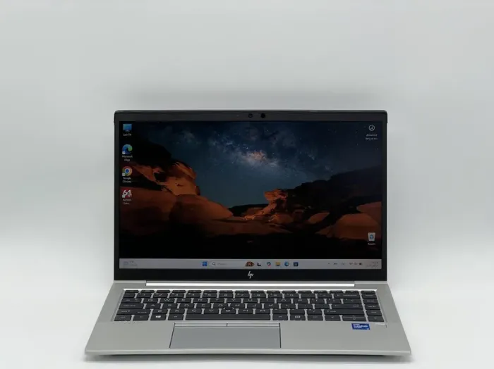 Ультрабук HP EliteBook 840 G8 / 14" (1920x1080) IPS / Intel Core i7-1185G7 (4 (8) ядра по 3.0 - 4.8 GHz) / 8 GB DDR4 / 240 GB SSD / Intel Iris Xe Graphics / WebCam / LTE б/в - зображення 2