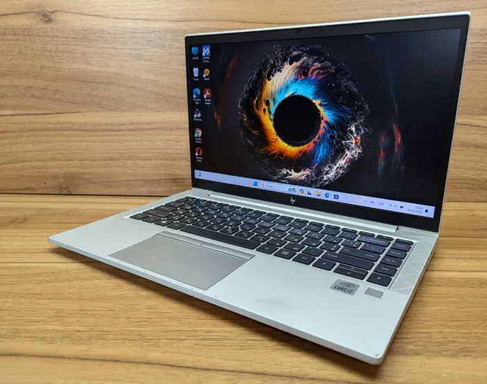 Ультрабук Б-клас HP EliteBook 840 G7 / 14" (1920x1080) IPS / Intel Core i7-10610U (4 (8) ядра по 1.8 - 4.9 GHz) / 16 GB DDR4 / 480 GB SSD / Intel UHD Graphics / WebCam / Fingeprint / Windows 10 б/в - зображення 5