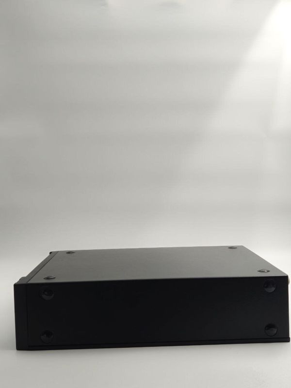 Комп'ютер Б-клас ByteSpeed SFF / Intel Core i7-9700 (8 ядер по 3,0 - 4,7 ГГц) / 8 ГБ DDR4 / 256 ГБ SSD / Intel UHD Graphics 630 / HDMI / DisplayPort / VGA / DVD-ROM б/в - зображення 7