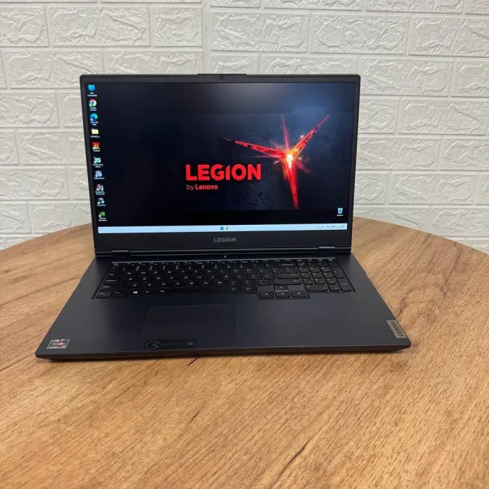 Ігровий ноутбук Б-клас Lenovo Legion 5 17ACH6H / 17.3" (1920x1080) IPS / AMD Ryzen 7 5800H (8 (16) ядер 3.2 - 4.4 GHz) / 16 GB DDR4 / 512 GB SSD / nVidia GeForce RTX 3060, 6 GB GDDR6, 192-bit / WebCam б/в - зображення 2