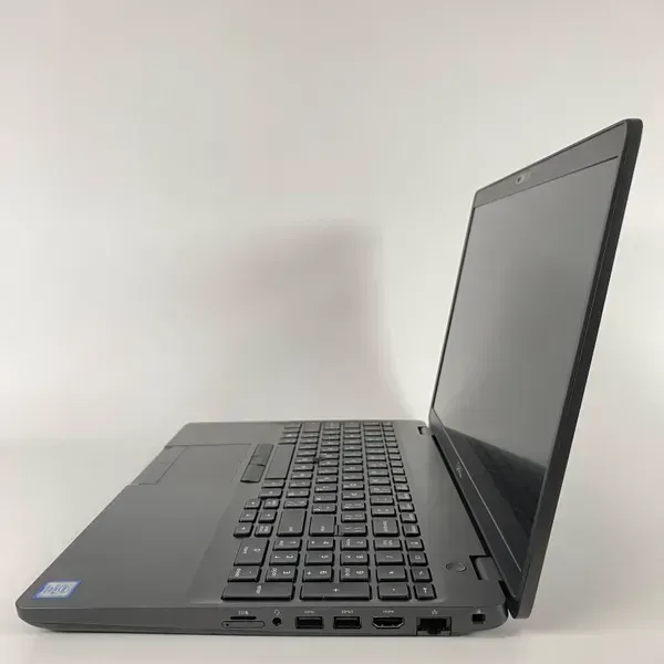 Ультрабук Б-клас Dell Latitude 5501 / 15.6" (1920x1080) IPS / Intel Core i5-9400H (4 (8) ядра по 2.5 - 4.3 GHz) / 16 GB DDR4 / 256 GB SSD / Intel UHD Graphics 630 / WebCam / SIM б/в - зображення 5