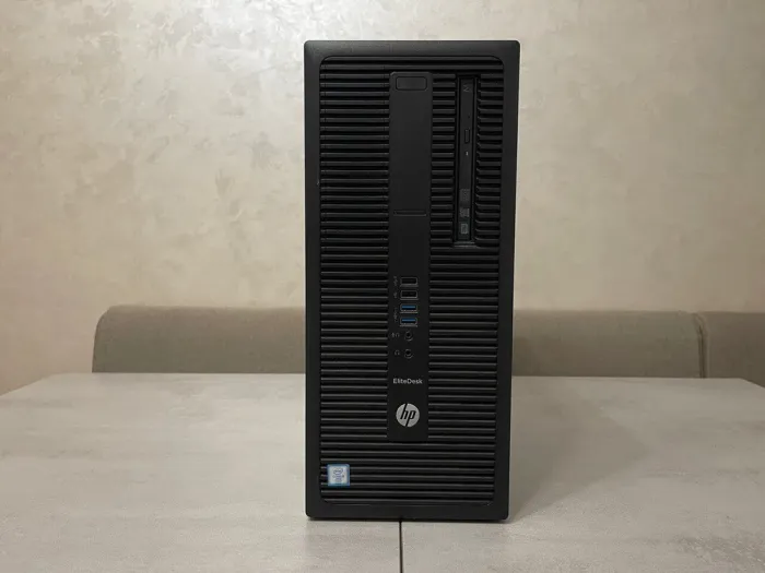 Комп'ютер HP EliteDesk 800 G2 Tower / Intel Core i5-6500 (4 ядра по 3.2 - 3.6 GHz) / 8 GB DDR4 / 256 GB SSD / Intel HD Graphics 530 / DVD-ROM / VGA б/в - зображення 2