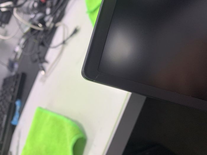 Ігровий ноутбук Б-класу Dell Alienware M17 R5 / 17,3" (1920x1080) IPS / AMD Ryzen 7 6800H (8 (16) ядер по 3,2 - 4,7 ГГц) / 32 ГБ DDR4 / 1440 ГБ SSD / nVidia GeForce RTX 3070 Ti, 8 ГБ GDDR6, 256-біт / Веб-камера б/в - зображення 10