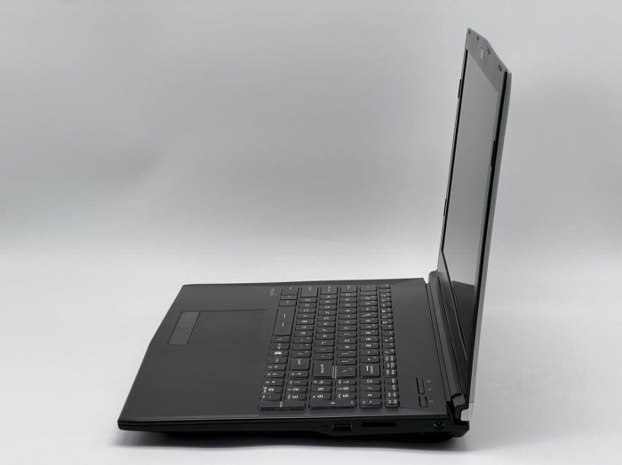 Ігровий ноутбук MSI GL62M 7RD / 15.6" (1920x1080) IPS / Intel Core i7-7700HQ (4 (8) ядра по 2,8 - 3,8 ГГц) / 16 ГБ DDR4 / 128 ГБ SSD + 1000 ГБ HDD / nVidia GeForce GTX 1050, 2 ГБ GDDR5, 128-біт / WebCam / HDMI б/в - изображение 4