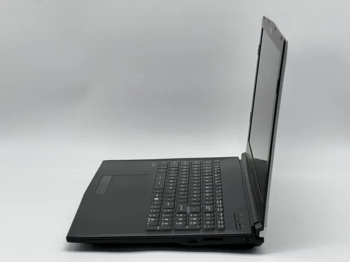 Ігровий ноутбук MSI GL62M 7RD / 15.6" (1920x1080) IPS / Intel Core i7-7700HQ (4 (8) ядра по 2,8 - 3,8 ГГц) / 16 ГБ DDR4 / 128 ГБ SSD + 1000 ГБ HDD / nVidia GeForce GTX 1050, 2 ГБ GDDR5, 128-біт / WebCam / HDMI б/в - зображення 4