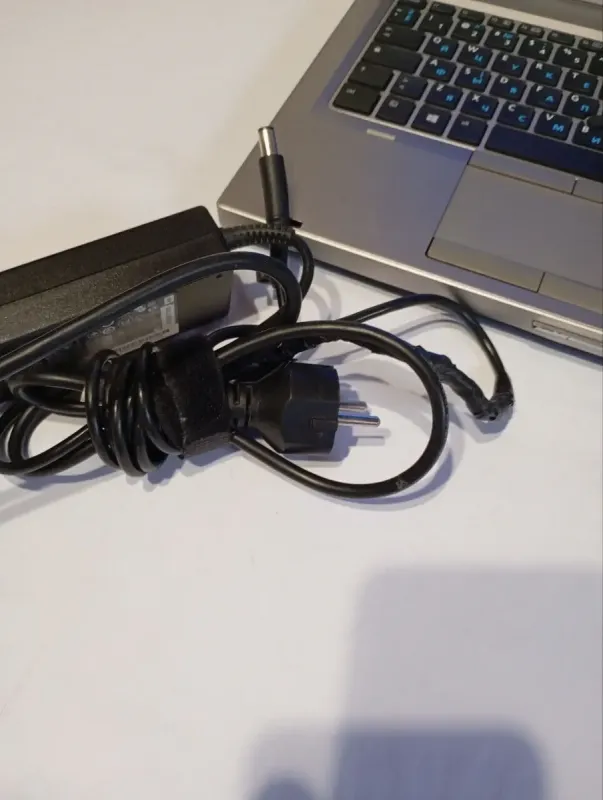 Ноутбук Б-клас HP EliteBook 8470p / 14" (1366x768) TN / Intel Core i5-3230M (2 (4) ядра по 2.6 - 3.2 GHz) / 8 GB DDR3 / 1000 GB HDD / Intel HD Graphics 4000 / WebCam / DVD-RW б/в - зображення 9