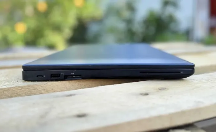 Ноутбук Dell Latitude 5580 / 15.6" (1920x1080) IPS / Intel Core i5-6300U (2 (4) ядра по 2.4 - 3.0 GHz) / 8 GB DDR4 / 256 GB SSD / Intel HD Graphics 520 / WebCam / Windows 10 Pro б/в - зображення 6