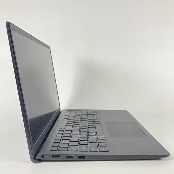 Ноутбук Dell Vostro 3520 / 15.6" (1920x1080) IPS / Intel Core i5-1235U (10 (12) ядер по 3.3 - 4.4 GHz) / 16 GB DDR4 / 256 GB SSD / Intel Iris Xe Graphics / WebCam / HDMI б/в - зображення 4