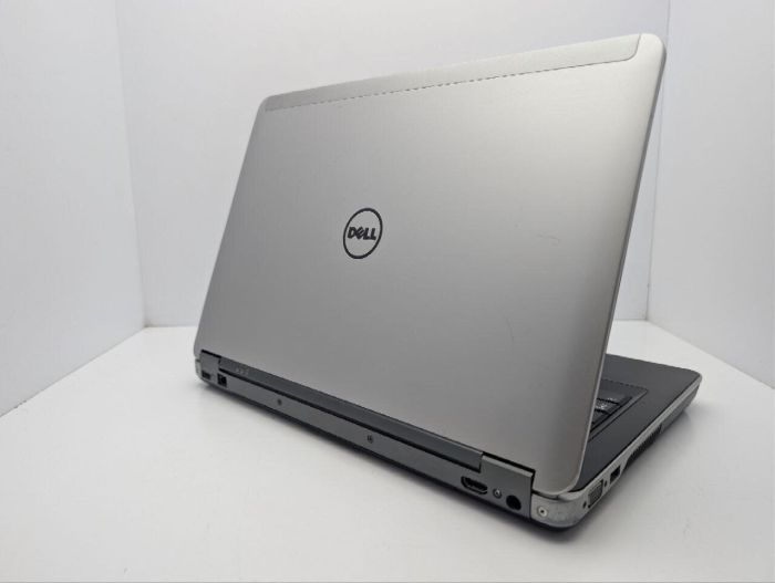 Ноутбук Dell Latitude E6440 / 14" (1920x1080) TN / Intel Core i5-4310M (2 (4) ядра по 2.7 - 3.4 GHz) / 8 GB DDR3 / 500 GB HDD / Intel HD Graphics 4600 / WebCam / DVD-ROM б/в - зображення 8