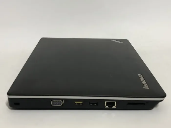 Ноутбук Lenovo ThinkPad Edge E320 / 13.3'' (1366x768) TN / Intel Core i3-2330M (2 (4) ядра по 2.2 GHz) / 4 GB DDR3 / 320 GB HDD / Intel HD Graphics 3000 / WebCam б/в - зображення 4