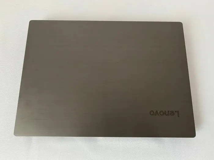 Ноутбук Б-клас Lenovo V330-14IKB 81B0 / 14" (1920x1080) TN / Intel Core i5-8250U (4 (8) ядра по 1.6 - 3.4 GHz) / 8 GB DDR4 / 256 GB SSD / Intel UHD Graphics 620 / WebCam б/в - зображення 9