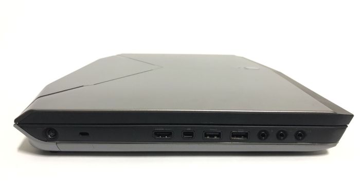 Ігровий ноутбук Dell Alienware 17 P18E / 17.3" (1920x1080) TN / Intel Core i7-4900MQ (4 (8) ядра по 2.8 - 3.8 GHz) / 16 GB DDR4 / 512 GB SSD / nVidia GeForce GTX 770M, 3 GB GDDR5, 192-bit / WebCam б/в - зображення 5
