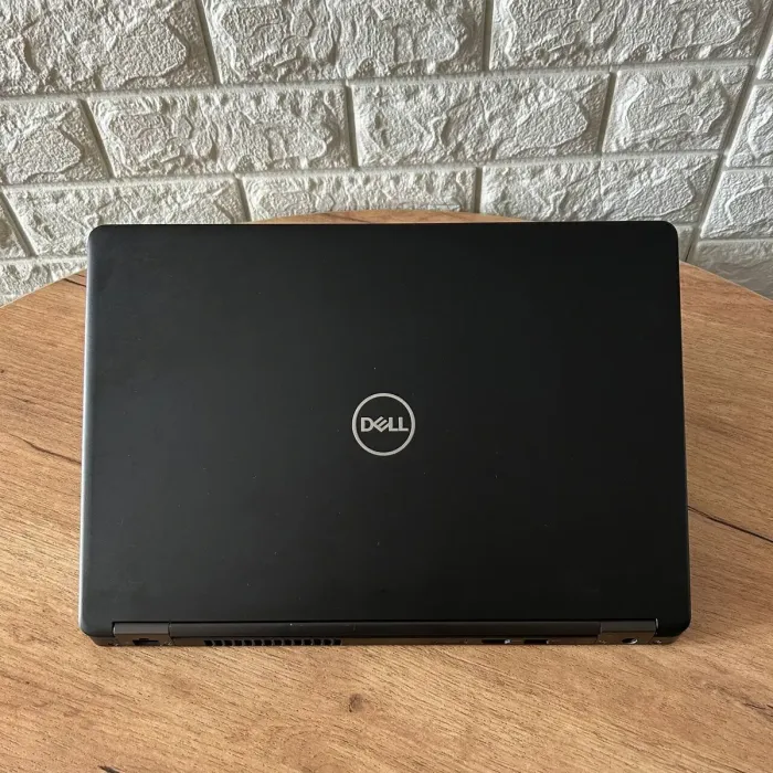 Ультрабук Dell Latitude 5491 / 14" (1920x1080) IPS / Intel Core i7-8850H (6 (12) ядер по 2.6 - 4.3 GHz) / 8 GB DDR4 / 128 GB SSD / Intel UHD Graphics 630 / WebCam б/в - зображення 3