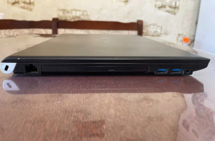 Ноутбук Б-клас Toshiba Dynabook TECRA A50-F / 15.6" (1920x1080) IPS / Intel Core i5-8250U (4 (8) ядра по 1.6 - 3.4 GHz) / 8 GB DDR4 / 256 GB SSD / Intel UHD Graphics 620 / WebCam б/в - зображення 6