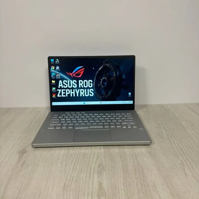 Ігровий ультрабук Asus ROG Zephyrus G14 GA401QM / 14" (1920x1080) IPS / AMD Ryzen 9 5900HS (8 (16) ядер по 3.0 - 4.6 GHz) / 16 GB DDR4 / 512 GB SSD / nVidia GeForce RTX 3060, 6 GB GDDR6, 192-bit б/в - зображення 2