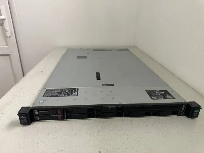 Сервер HP ProLiant DL360 Gen10 1U Rack / 2x Intel Xeon Gold 6152 (22 (44) ядра по 2.1 - 3.7 GHz) / 768 GB DDR4 / 2x 1200 GB HDD (SAS) + 2x 800 GB SSD (SAS) / Smart Array P408i-a SR Gen10 Controller / 2x 500W б/в - зображення 2