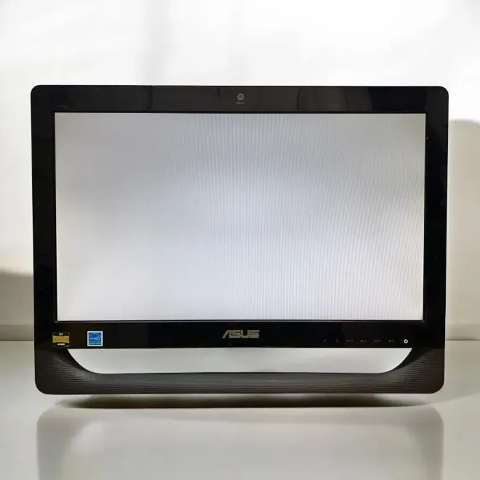 Моноблок Б-клас Asus ET2011AUKB / 20" (1600x900) TN / AMD E-450 (2 ядрa по 1.66 GHz) / 8 GB DDR3 / 320 GB HDD / AMD Radeon HD 6320 Graphics / WebCam б/в - зображення 10
