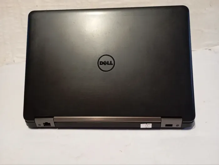 Ноутбук Б-клас Dell Latitude E5440 / 14" (1366x768) TN / Intel Core i5-4310U (2 (4) ядра по 2.0 - 3.0 GHz) / 8 GB DDR3 / 250 GB HDD / Intel HD Graphics 4400 / WebCam / DVD-RW б/в - зображення 4