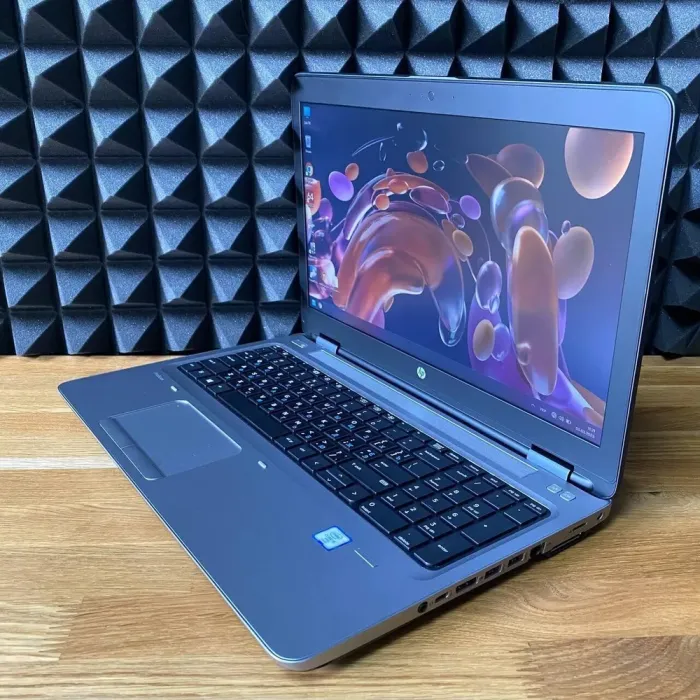 Ноутбук HP ProBook 650 G2 / 15.6" (1366x768) TN / Intel Core i5-6300U (2 (4) ядра по 2.4 - 3.0 GHz) / 8 GB DDR4 / 256 GB SSD / Intel HD Graphics 520 / WebCam б/в - зображення 4